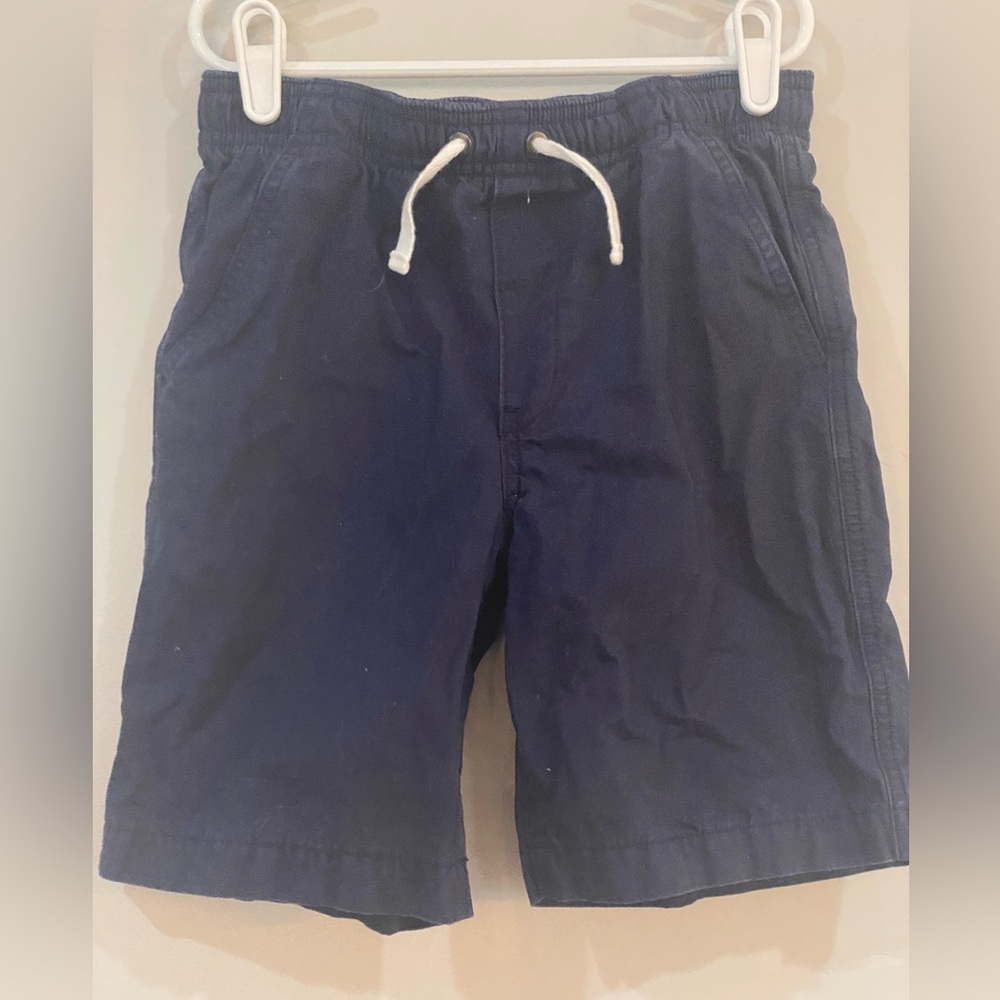Hanna Andersson navy blue shorts, size 130/7-8